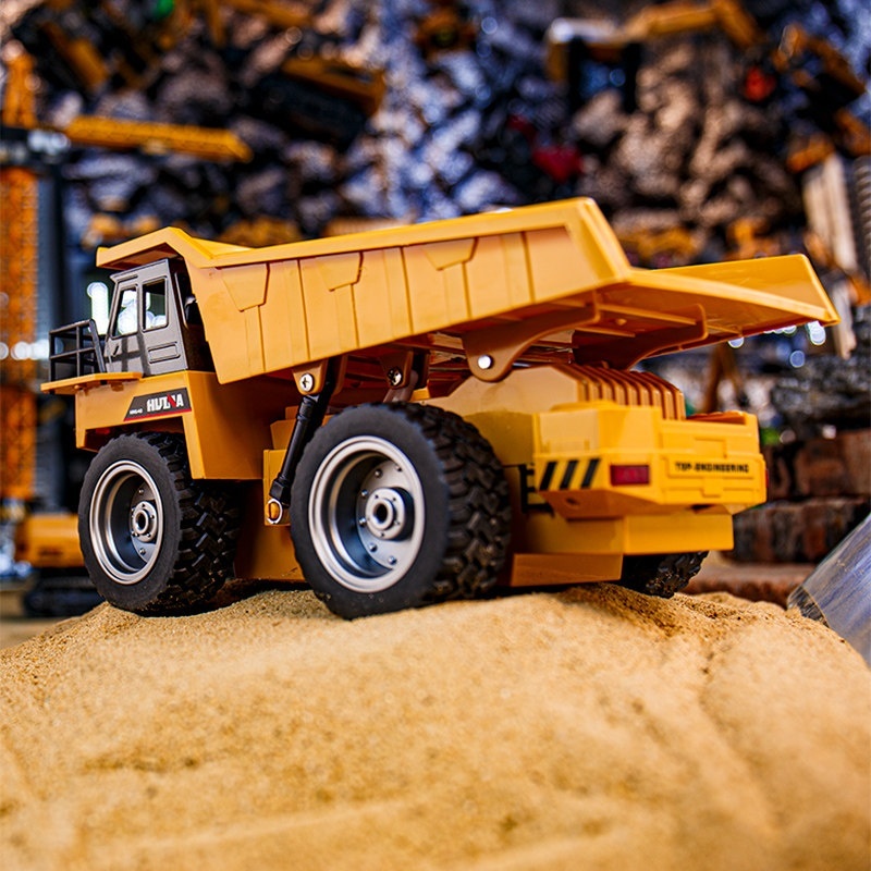 Huina 1534 Truk Dump RC Skala  - Kids Toys Under $10 ulasan dan harga